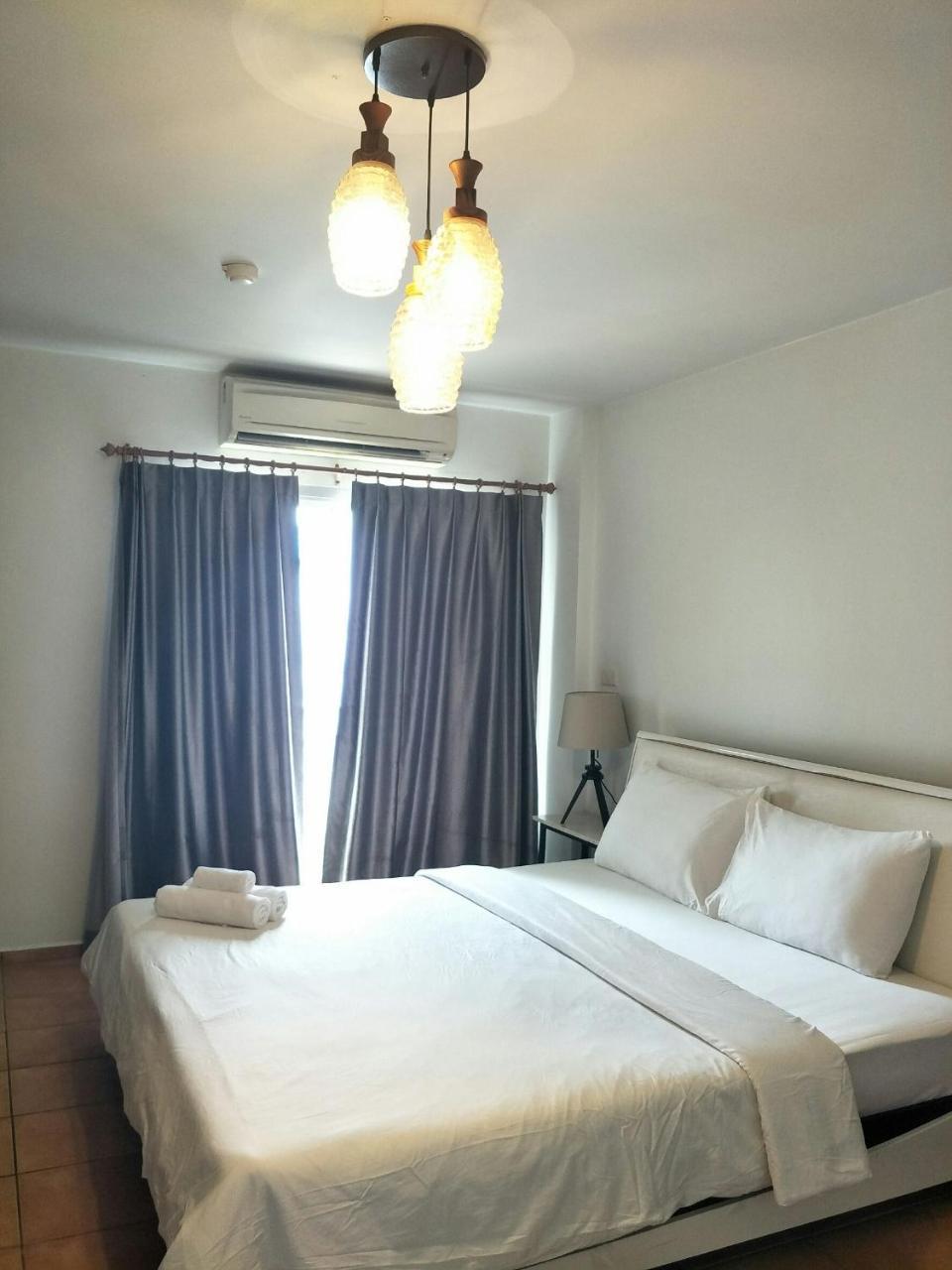 Lomsabai Apartments Bangsaen Esterno foto